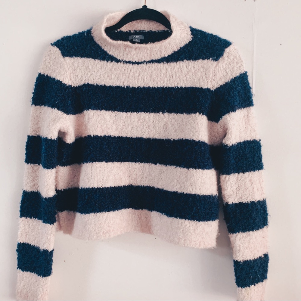 WOMENS CROPPED STRIPED SWEATER SIZE XSMALL